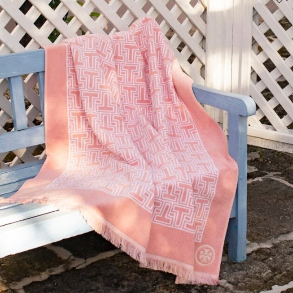 NWT! NEW！Tory Burch Oversized T-Tile Beach Towel - PInk